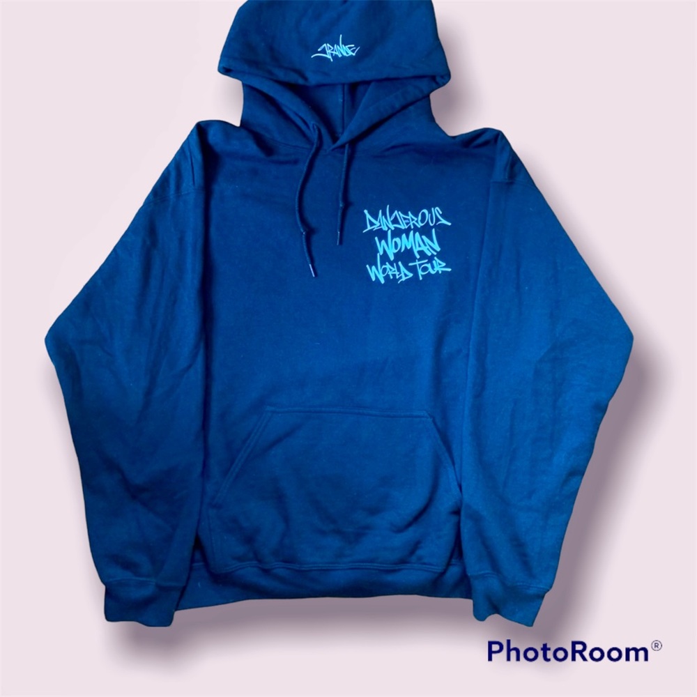 Ariana Grande Dangerous Woman Tour Urban Outfitters Exclusive hoodie